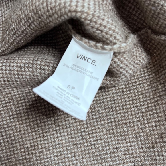 VINCE Intarsia Colorblock Wool/Cashmere Sweater (NWOT) - Picture 6 of 7
